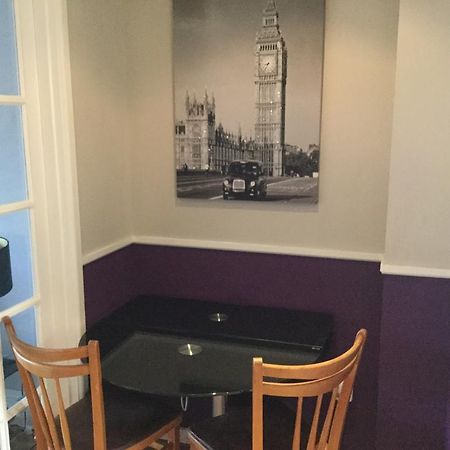Constantine Court Homestay Shepton Mallet Eksteriør bilde